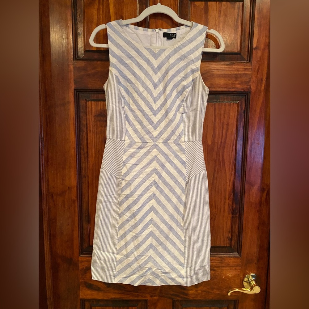a.n.a A New Approach Chevron Blue/White Striped Seersucker Linen Sheath Dress S